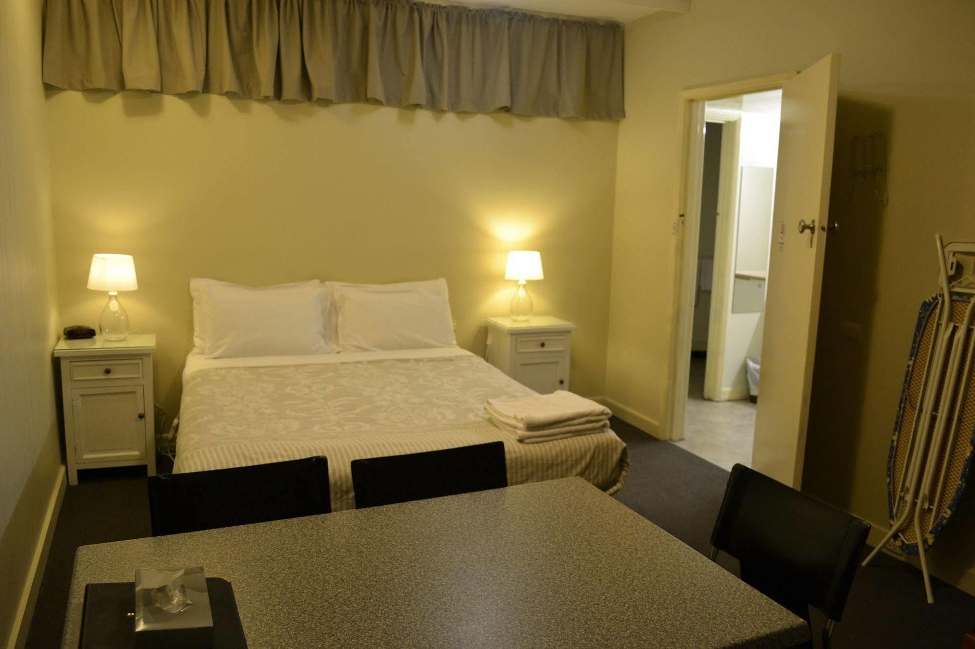 โคริโอ เบย์ โมเทล Motel ภายนอก รูปภาพ